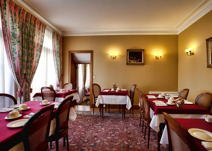 Hotel Belle Epoque