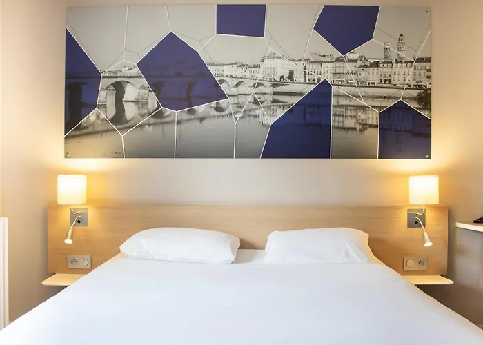 Brit Hotel Mâcon Centre Gare